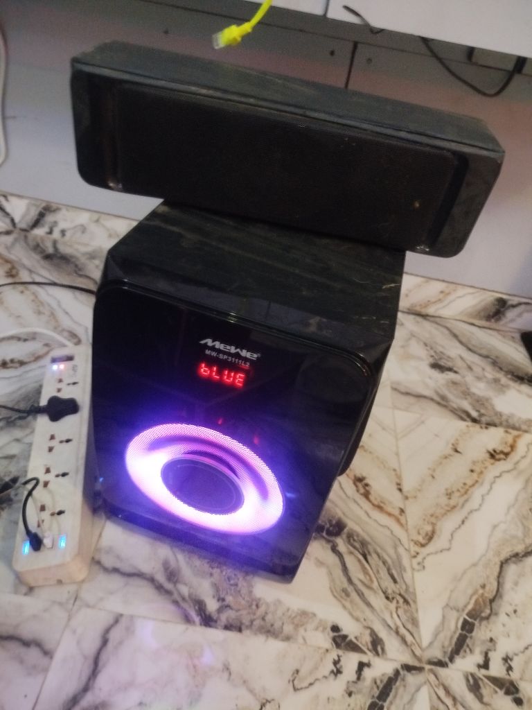 MeWe MW-SP3111L2 2.1 Bluetooth Subwoofer Speaker System with Satellite Bar